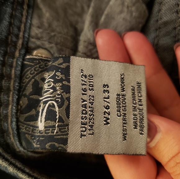 Sliver Tuesday Jeans - Picture 5 of 6